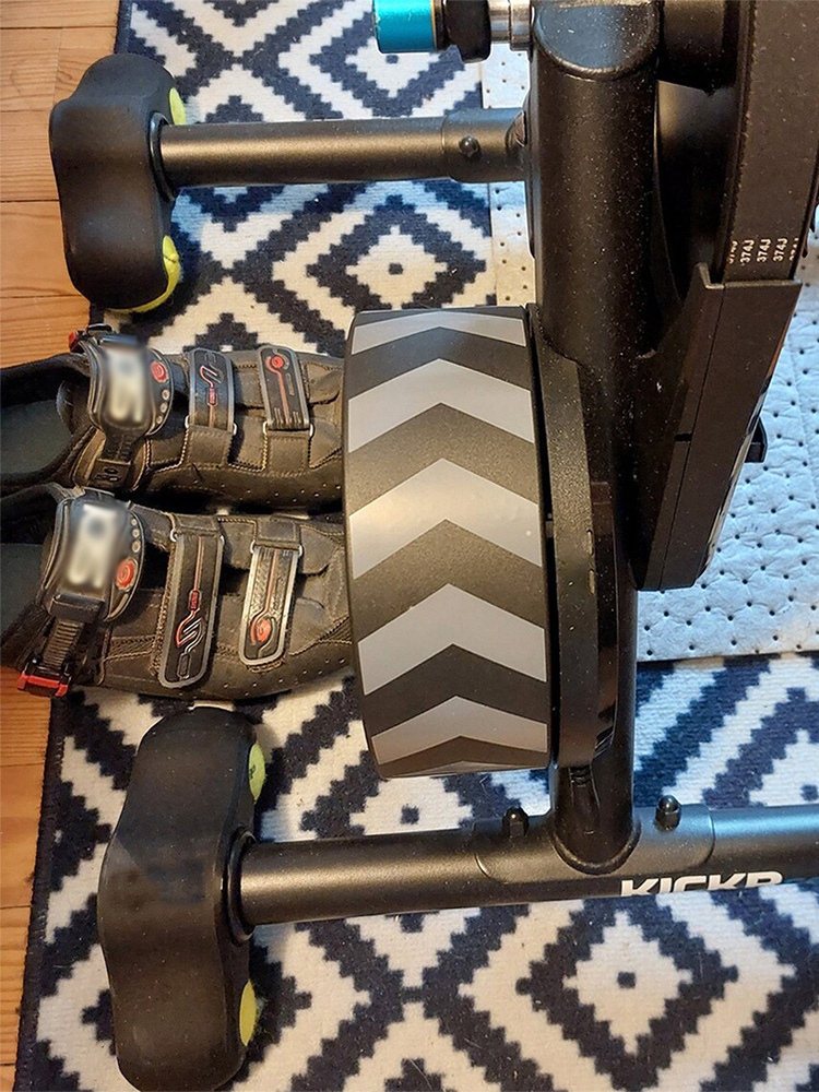 Piedini per pallina da tennis  - Rocker Plate Indoor Bike Trainer recensione e prezzo